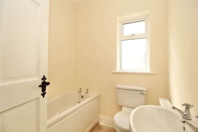 22 Ashwood, Knockcroghery, Co. Roscommon