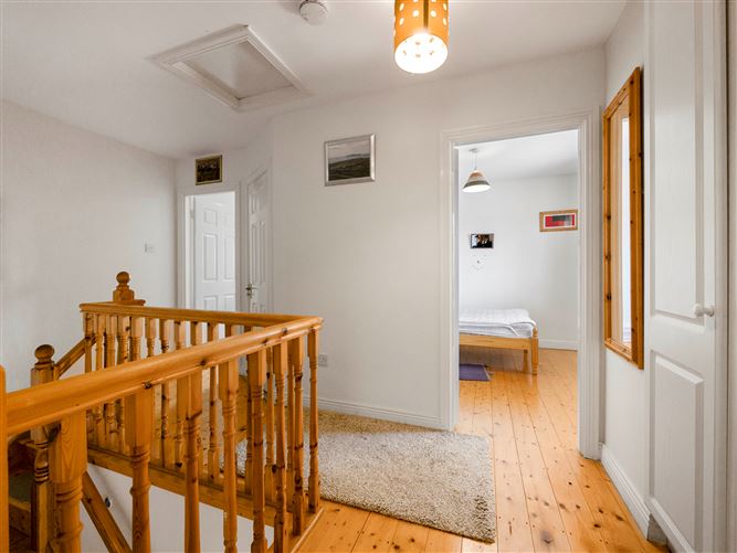 15 Brooklawn, New Ross, Wexford