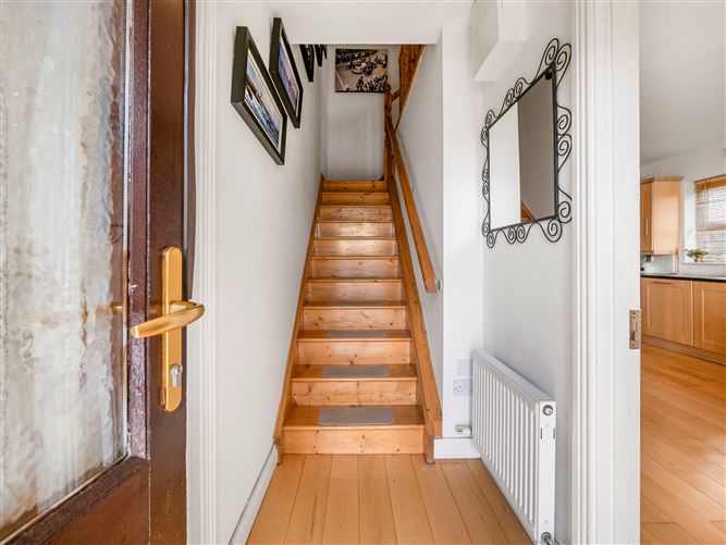 15 Brooklawn, New Ross, Wexford