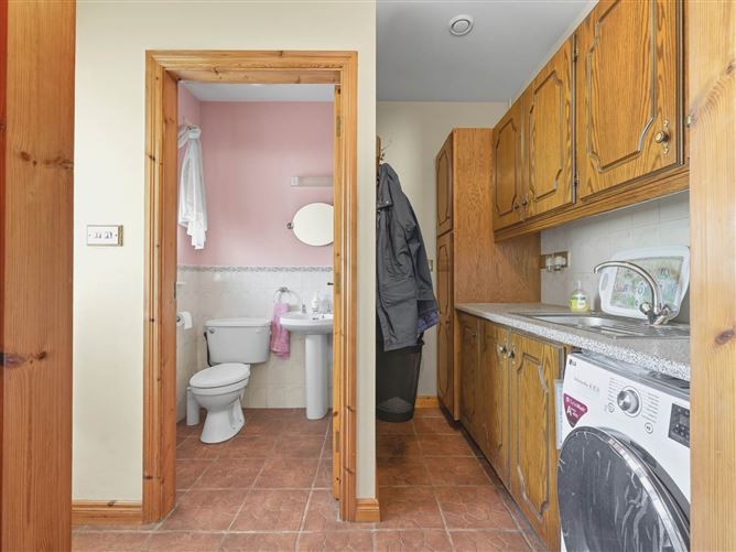Arcadia, Carnakib, Ower, Headford, County Galway