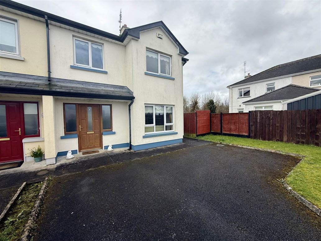 14 Drum Crescent, Knock, County Mayo