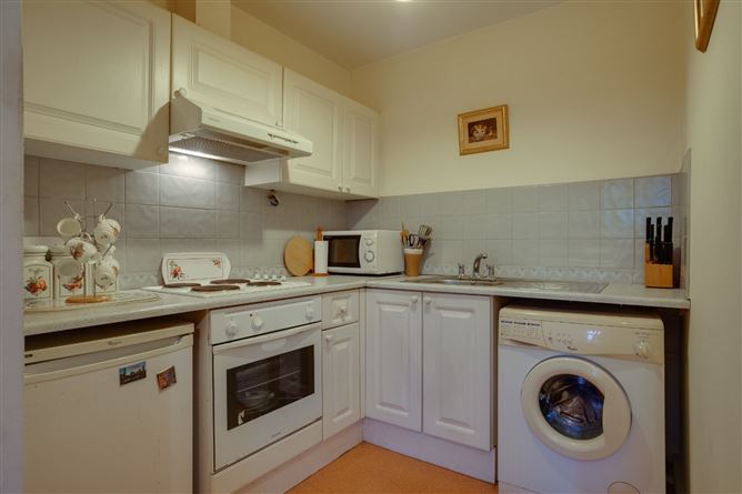 Apt.30 Glenmalure Court, James's Walk, Dublin 8