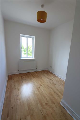 38 Oranbay, Oranhill, Oranmore, County Galway