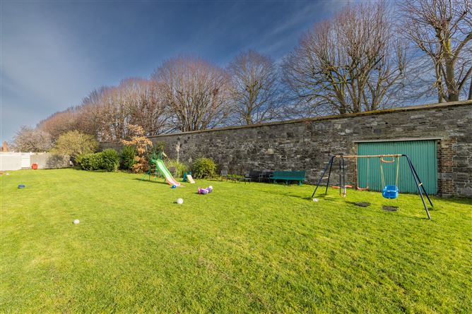 42 CRAWFORD AVENUE (with Attic), Glasnevin, Dublin 9