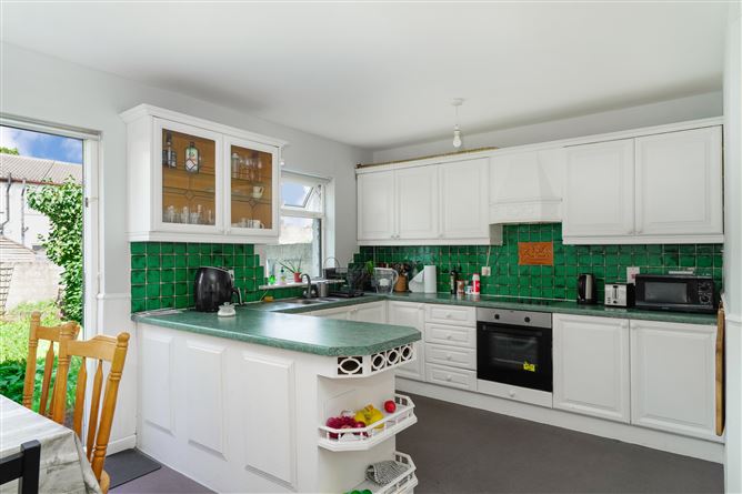 33 Monksfield Meadows, Clondalkin, Dublin 22