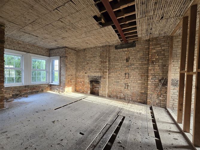 Kincora House ( Folio MN5925), Newtownbutler Road, Clones, Co. Monaghan