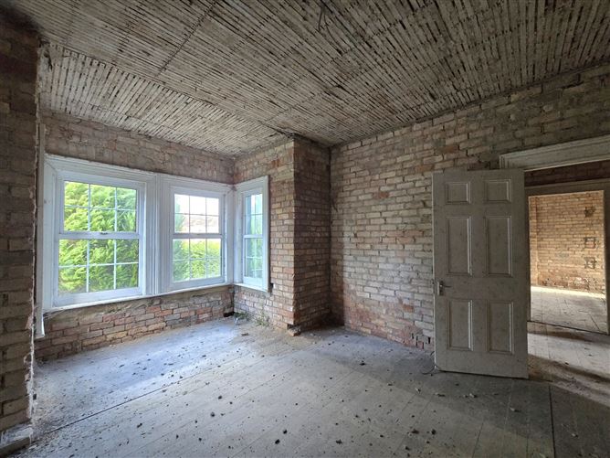 Kincora House ( Folio MN5925), Newtownbutler Road, Clones, Co. Monaghan