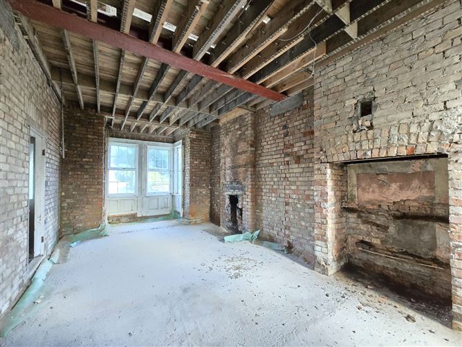 Kincora House ( Folio MN5925), Newtownbutler Road, Clones, Co. Monaghan