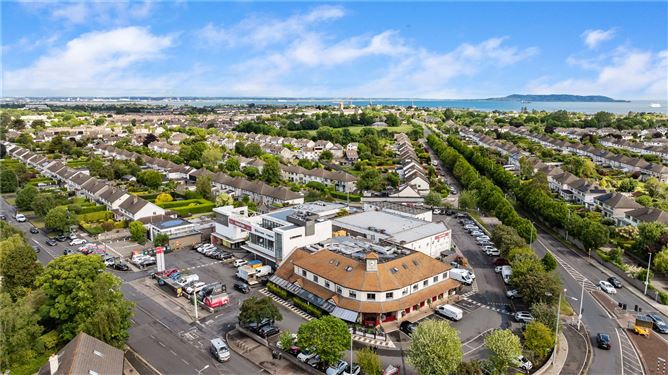https://photos-a.propertyimages.ie/media/7/5/6/5000657/b1b5900e-77f6-48ca-91c8-45f8f690c17c_l.jpg