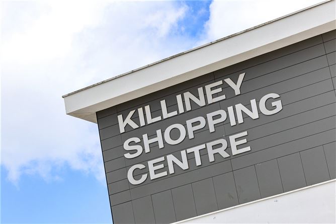 https://photos-a.propertyimages.ie/media/7/5/6/5000657/b1b5900e-77f6-48ca-91c8-45f8f690c17c_l.jpg