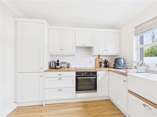 Photo 6 of 33 — 63 Rowan View, Sixmilebridge, Co.Clare