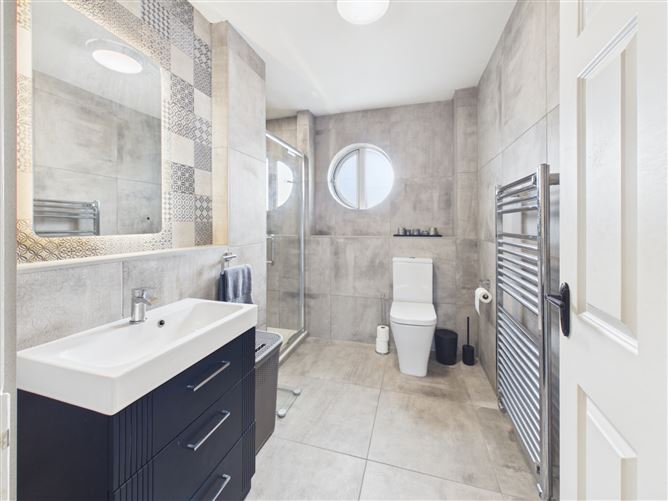 Photo 22 of 33 — 63 Rowan View, Sixmilebridge, Co.Clare