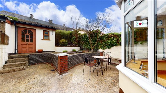23 Carraigoona Close, Kilmacanogue, Co. Wicklow