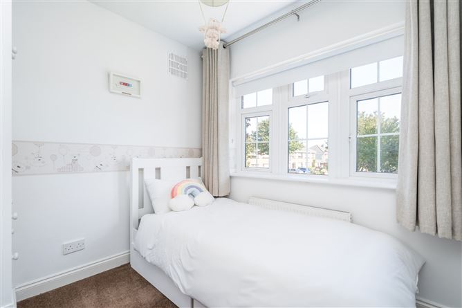 12 Seabury Crescent, Malahide, County Dublin