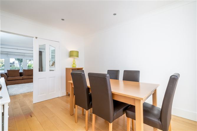 12 Seabury Crescent, Malahide, County Dublin