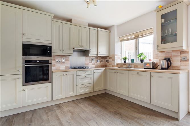 7 Station Road, Hansfield, Dublin 15