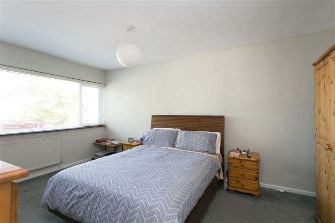 122 Lakelands Close, Stillorgan, Co. Dublin