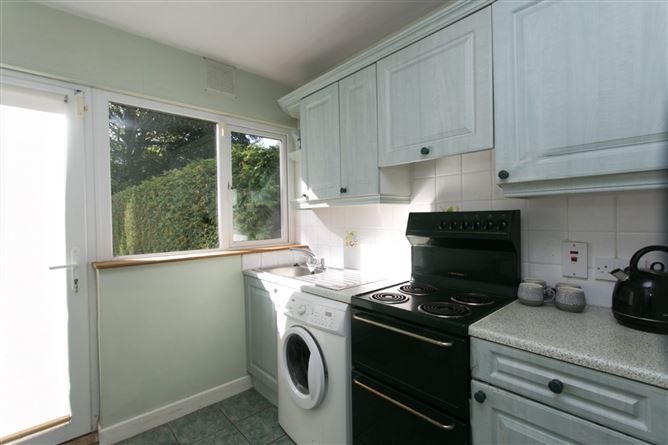 122 Lakelands Close, Stillorgan, Co. Dublin