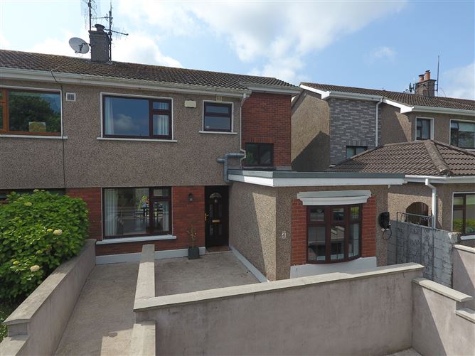 4 Owenabue Drive, Carrigaline, Cork