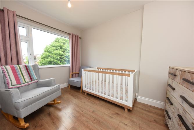 4 Owenabue Drive, Carrigaline, Cork