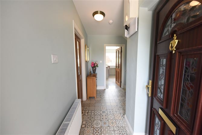 4 Owenabue Drive, Carrigaline, Cork