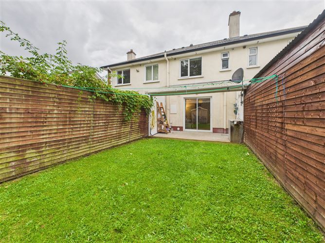 32 The Spinney, Roscommon Town, Co. Roscommon
