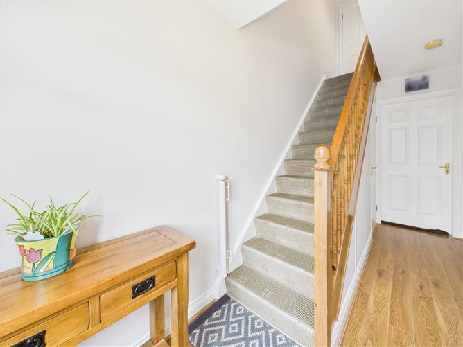 32 The Spinney, Roscommon Town, Co. Roscommon