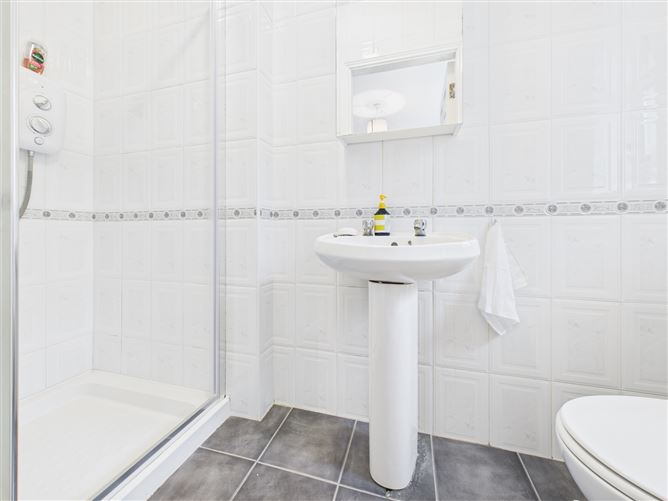 32 The Spinney, Roscommon Town, Co. Roscommon