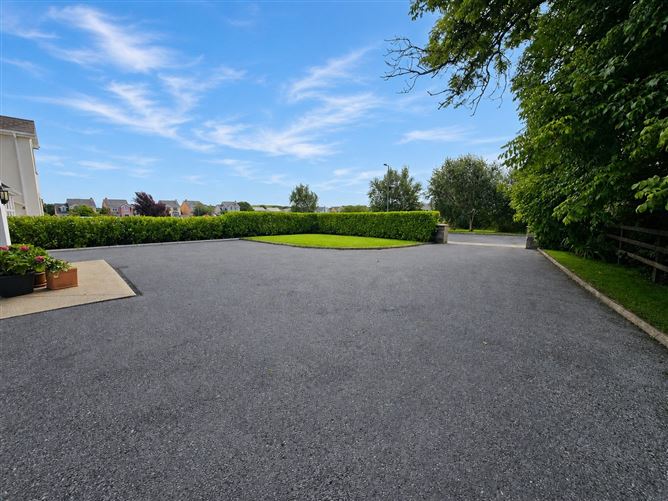 Photo 26 of 29 — 12 Woodfield Drive, Kilrush, Co. Clare