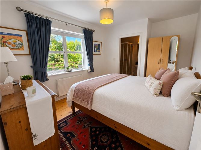 Photo 13 of 29 — 12 Woodfield Drive, Kilrush, Co. Clare
