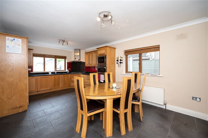 13 Robin Vale, Herons Wood, Carrigaline, Cork