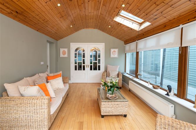 13 Robin Vale, Herons Wood, Carrigaline, Cork