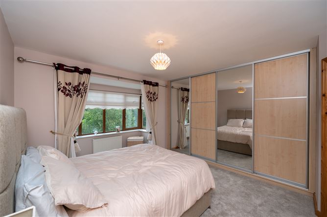 13 Robin Vale, Herons Wood, Carrigaline, Cork