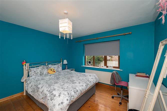 13 Robin Vale, Herons Wood, Carrigaline, Cork