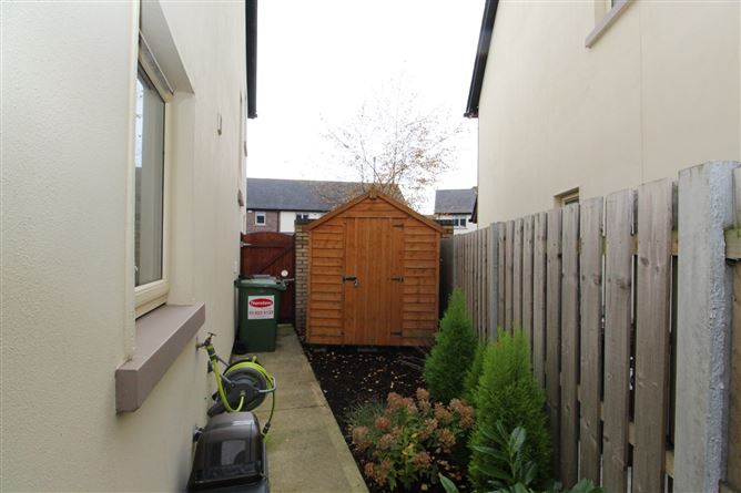 28 Beechwood Gate, Hansfield, Clonsilla, Dublin 15