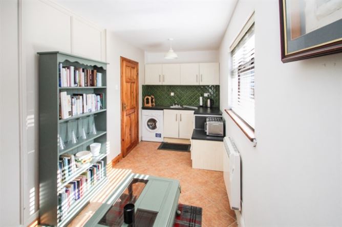 Fairways Lodge, Rinville West, Oranmore, Galway