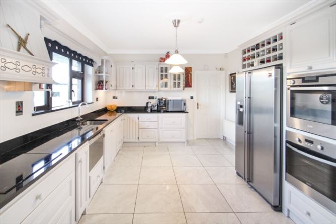 Fairways Lodge, Rinville West, Oranmore, Galway