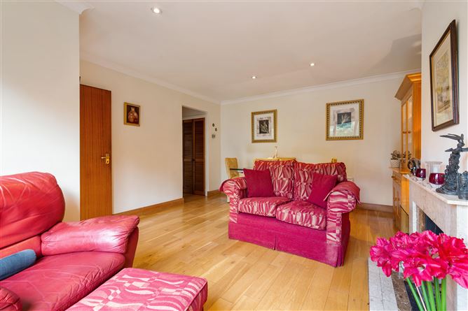 5 Lansdowne Village, Sandymount, Dublin 4