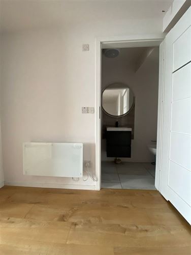 4 x Apartments at 6 Market Street, Ballaghadereen, Co. Roscommon