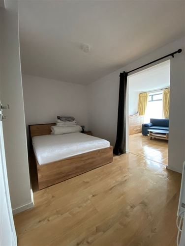 4 x Apartments at 6 Market Street, Ballaghadereen, Co. Roscommon