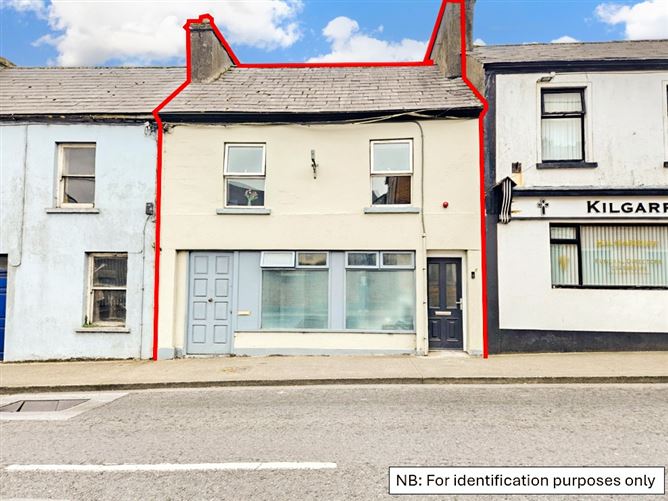4 x Apartments at 6 Market Street, Ballaghadereen, Co. Roscommon