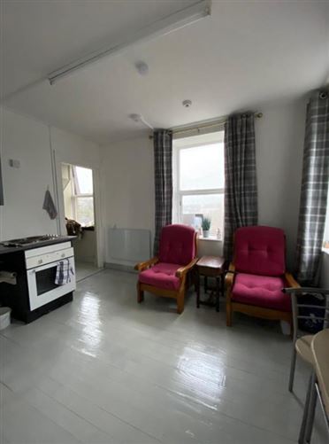 4 x Apartments at 6 Market Street, Ballaghadereen, Co. Roscommon