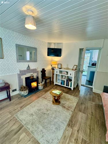 Pink Cottage, Newmans Mall, Kinsale, Cork