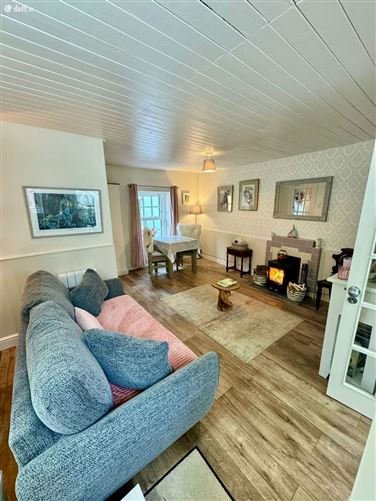 Pink Cottage, Newmans Mall, Kinsale, Cork
