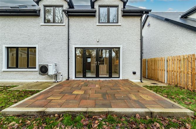 2 Longhill Cottages, Brownstown, The Curragh, Co. Kildare