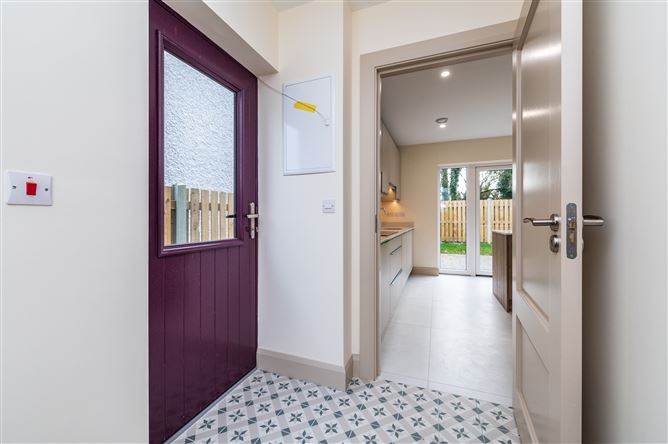 2 Longhill Cottages, Brownstown, The Curragh, Co. Kildare