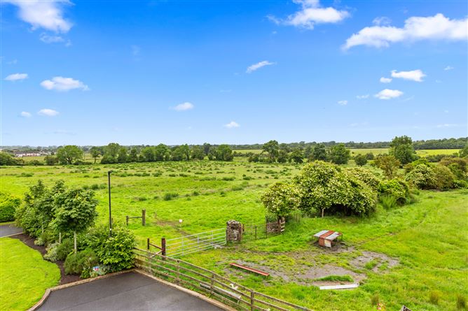 Photo 21 of 24 — 33 Lyreen Drive, Mariavilla, Maynooth, Co. Kildare