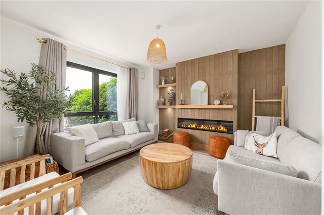 33 Lyreen Drive, Mariavilla, Maynooth, Co. Kildare