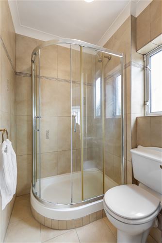 Photo 11 of 21 — 49 Holmwood, Brennanstown Road, Cabinteely, Dublin 18