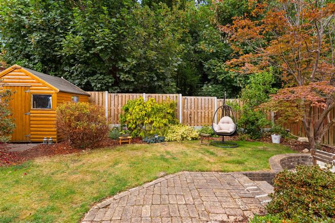 Photo 19 of 21 — 49 Holmwood, Brennanstown Road, Cabinteely, Dublin 18
